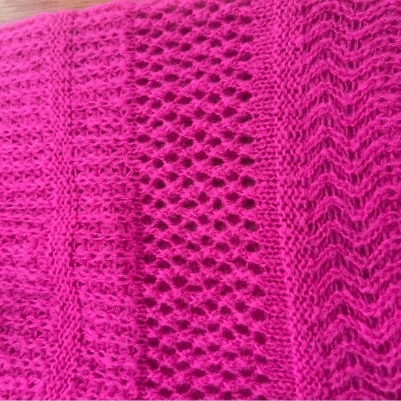 Lilly Pulitzer Women's Bright Pink Button-Up Cardigan Size Small - Picture 2 of 6